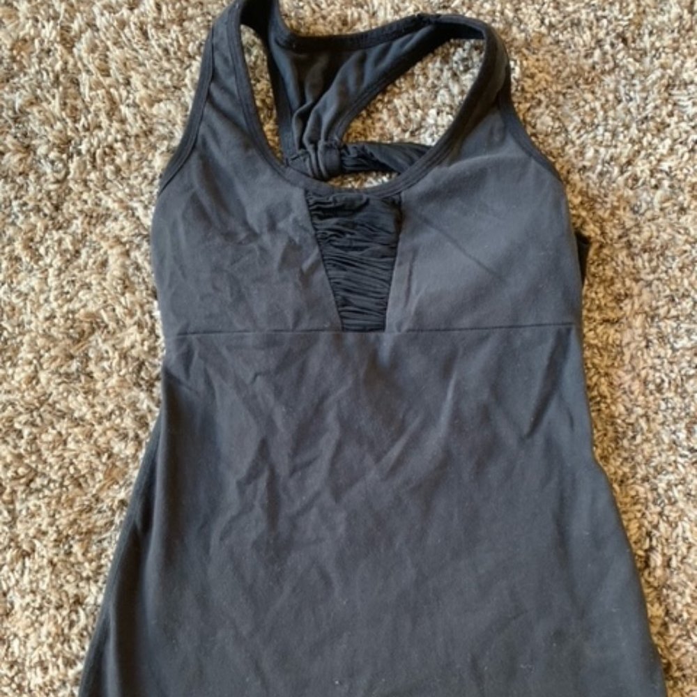 Beyond Yoga Black Tank - Ruched Detail in Front